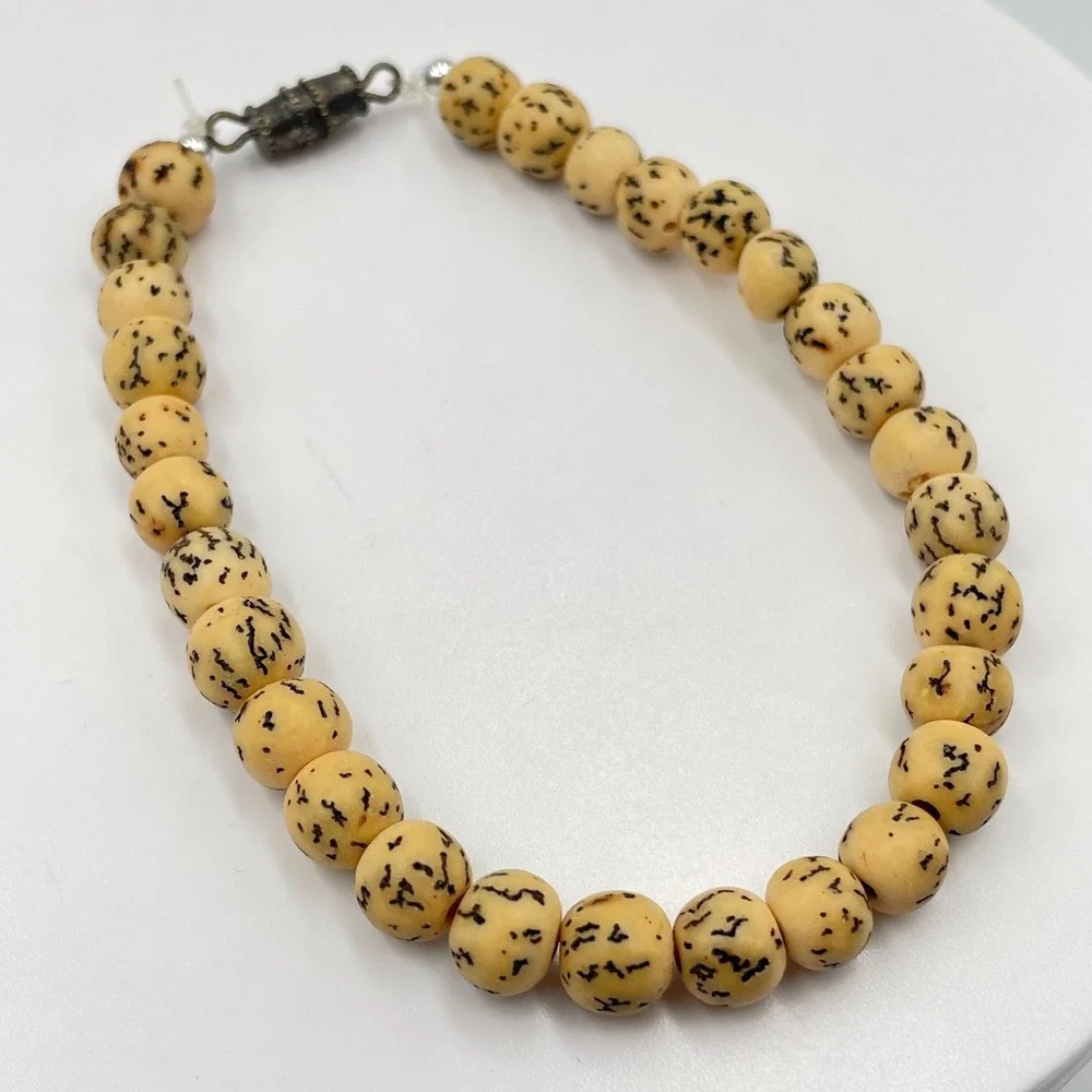 Vintage Boho Cream Bodhi Seed Beaded Strand Bracelet Earthy Hippie Y2K Classic